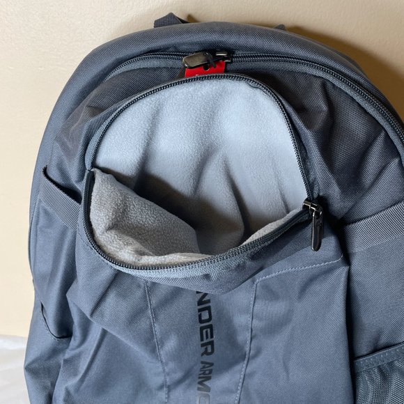 New Under Armour Hustle Lite Backpack - Picture 10 of 16
